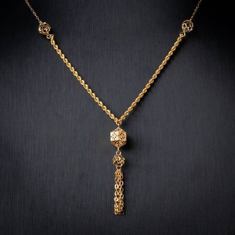 عقد ذهب عيار 21