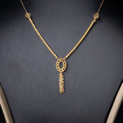 عقد ذهب عيار 21
