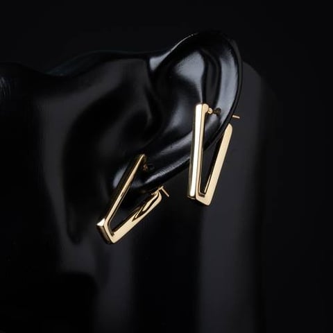 حلق ذهب عيار 18