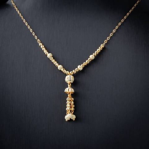 عقد ذهب عيار 21