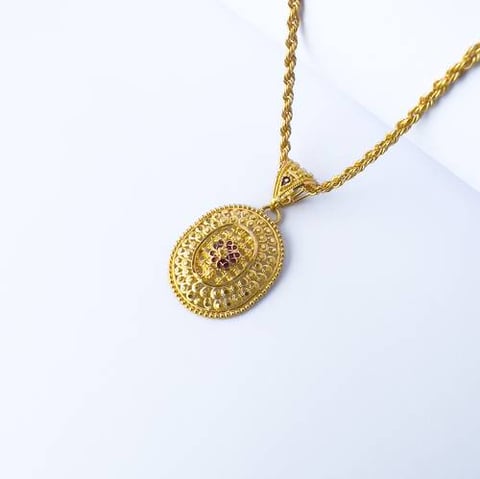 عقد ذهب عيار 21