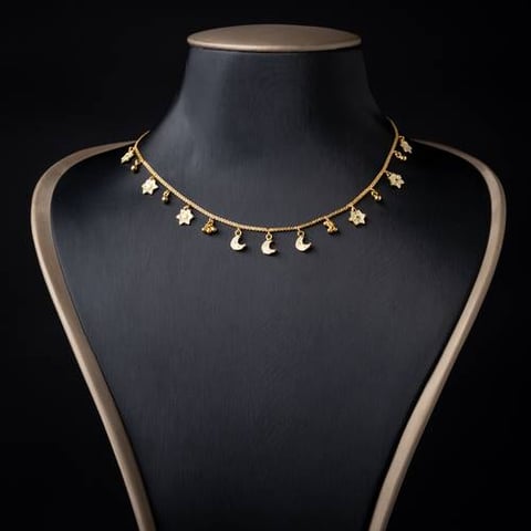 عقد ذهب عيار 21