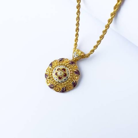 عقد ذهب عيار 21
