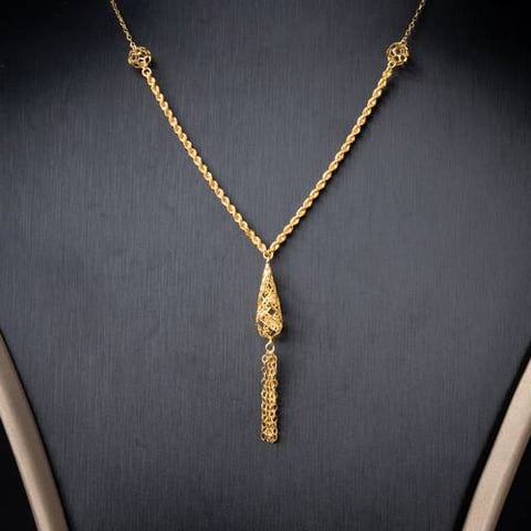 عقد ذهب عيار 21