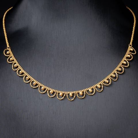 عقد ذهب عيار 21