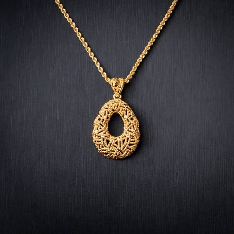 عقد ذهب عيار 21