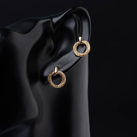 حلق ذهب عيار 18