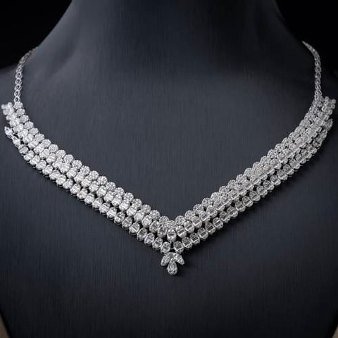طقم ذهب عيار 18