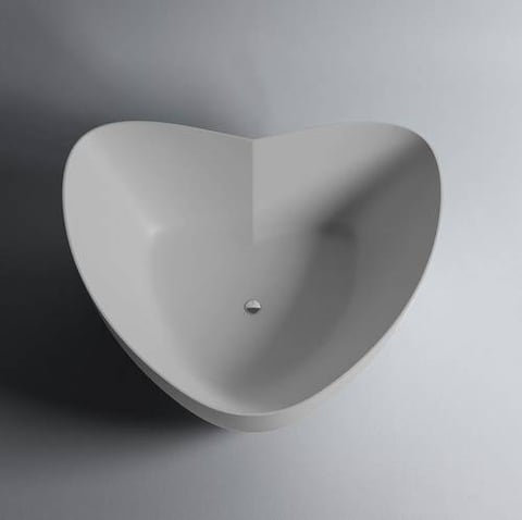 Luxury Decorative Bathtub – White Finish – VERCO, 150×130 cm