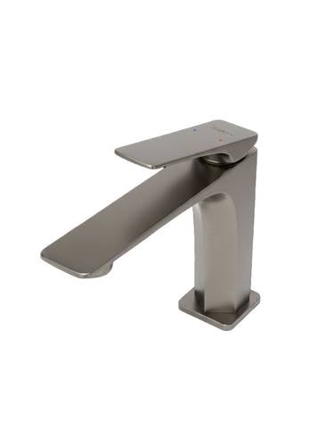 خلاط مغسلة نيكل VERCO VR-1138