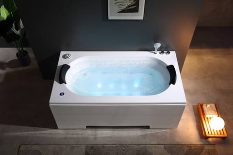 جاكوزي فيركو فاخر شلال كامل ابيض VERCO 180*90 cm