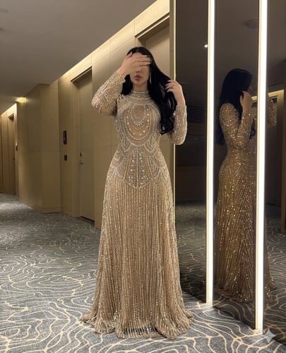 فستان لارا