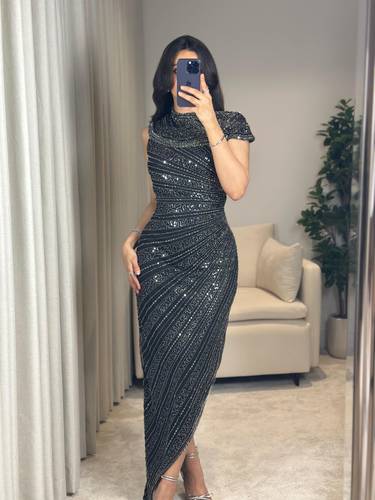 فستان سهرة  لامع