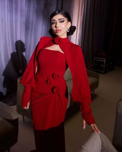 فستان سهرة ناعم احمر باربي ورد 