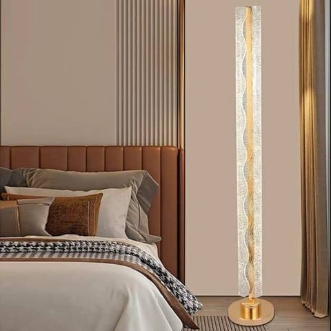 مصباح ارضي معدني طويل  ذهبي LED