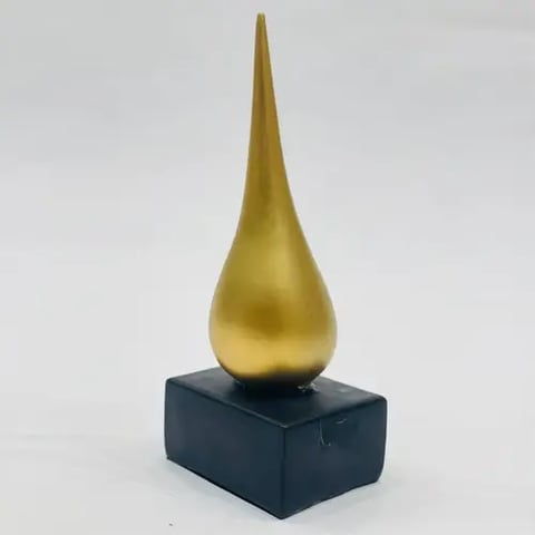 مجسم تحفة شكل قطرة الماء ذهبي