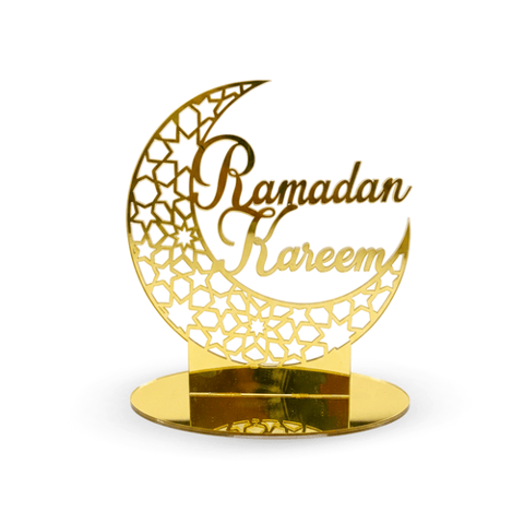ديكور طاولة رمضان كريم أكريليك ذهبي من سمارت بوينتس – تصميم هلال أنيق