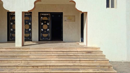تغيير سجاد جامع القريوي في الباقرة