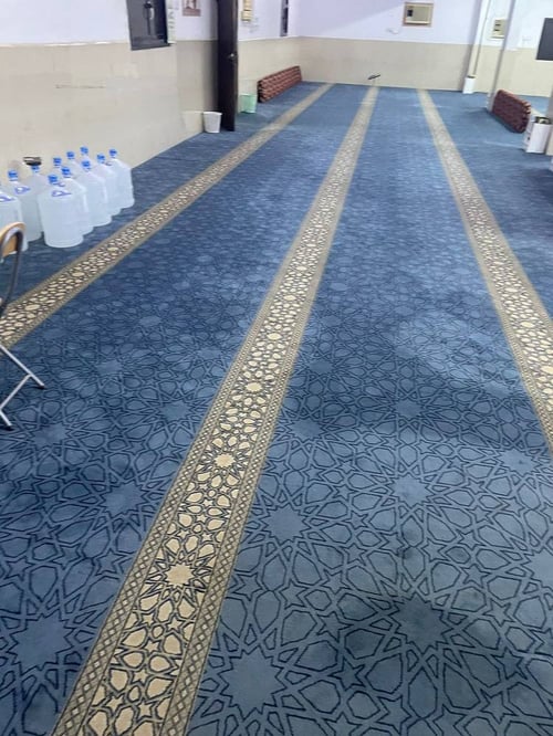 تغيير سجاد جامع قرية الفطحة