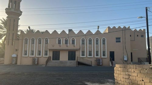 تغيير فرش جامع الرومي بالبهيم