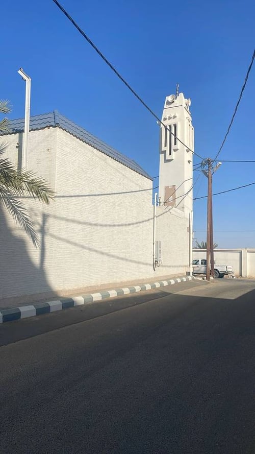 تغيير سجاد مسجد الواحة في جميع