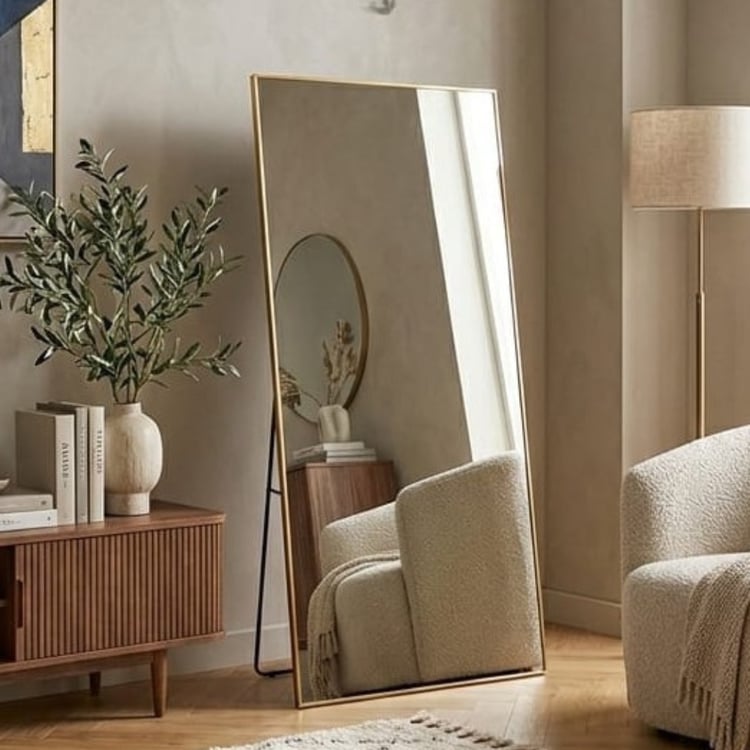مرآة أرضية مستطيلة 180×80 سم بإطار ذهبي مع ستاند ثابت – مراية زينوريا ديكور راقي لغرفة النوم والريسبشن