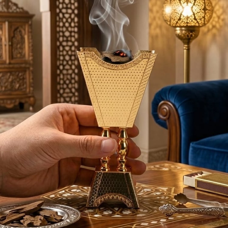 مبخرة استيل ذهبي ذات تصميم فاخر ومقاومة للصدأ 