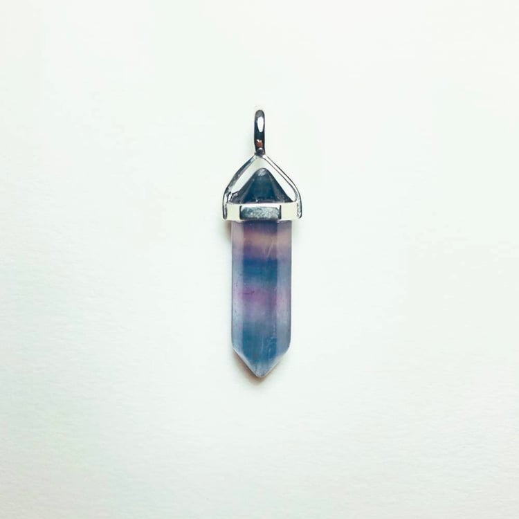 متجر الحلي - سلسلة حجر فلورايت قوس قزح الطبيعيNatural rainbow fluorite