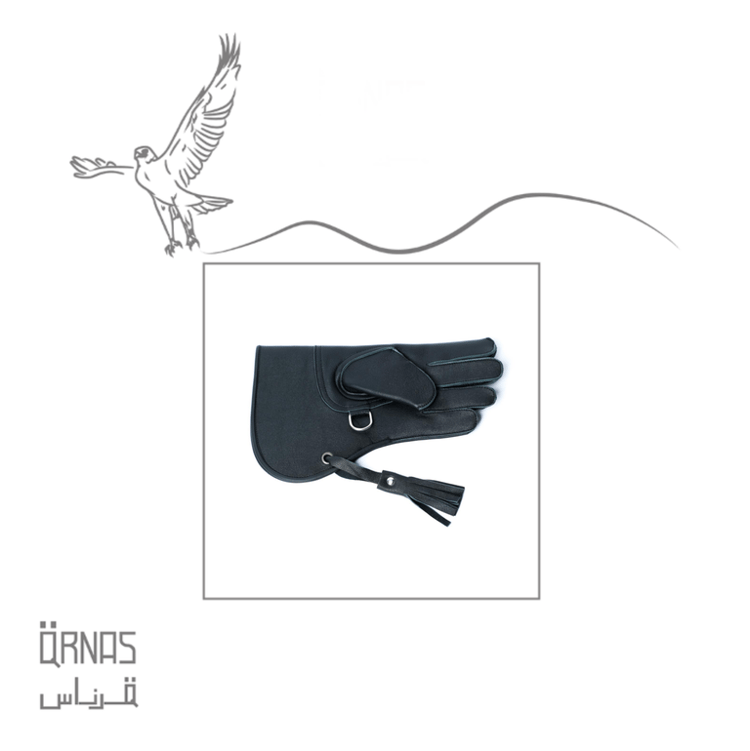 دس جلد اسود 