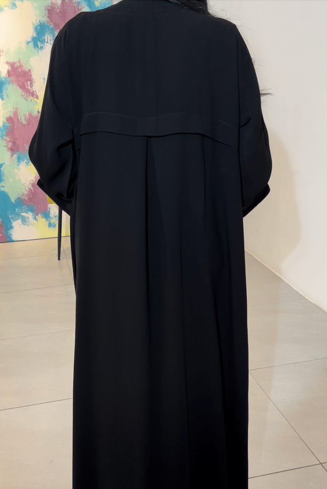 عباية مطرزة ورد