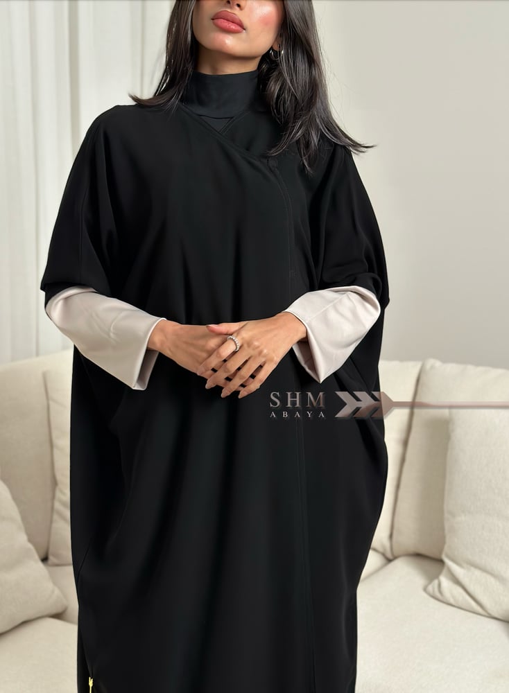 عبايه كم ملون سهم عبايه