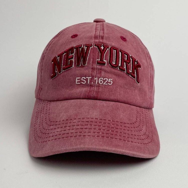 Cap On Map | NEW YORK - RED