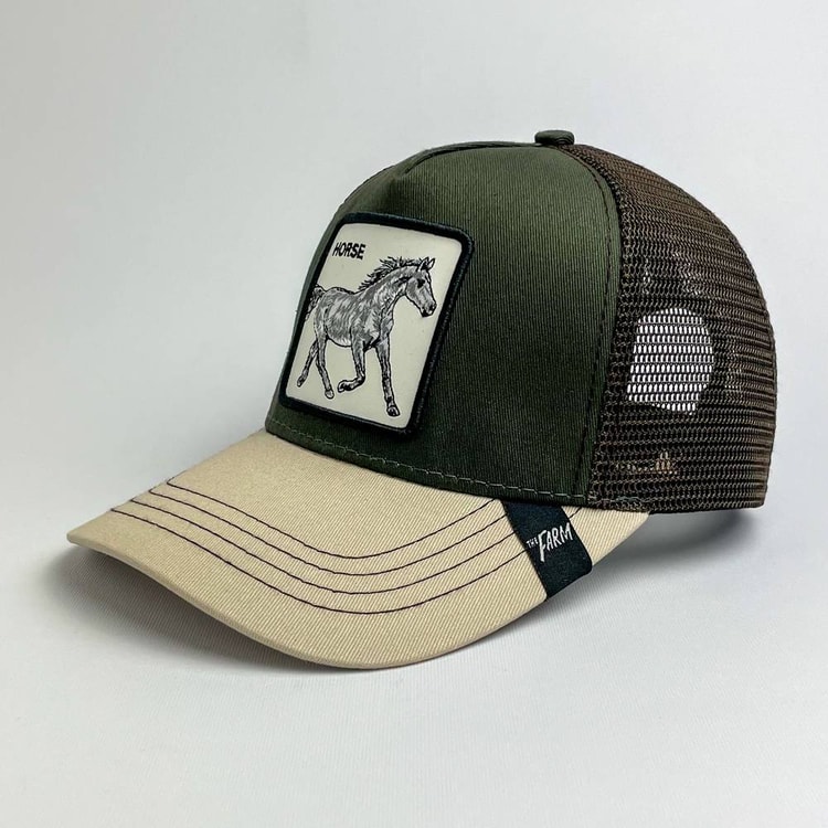 Cap On Map | HORSE
