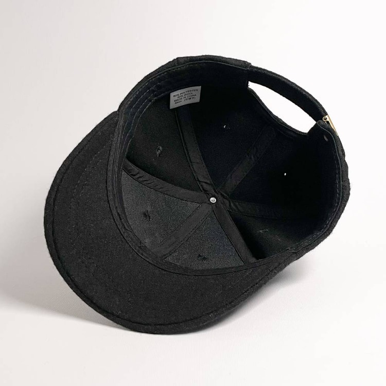 Winter - Black | كاب اون ماب