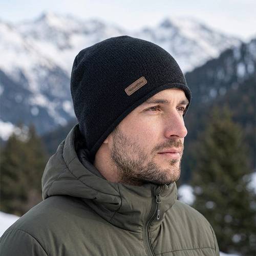 KNITTED WOOL HAT