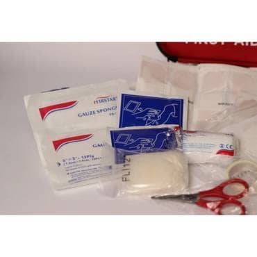 SMALL FIRST AID KIT