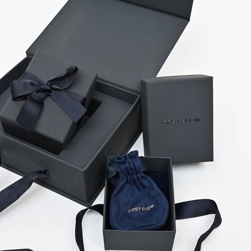 سوار فضي فاخر من التنس مرصع بالماس بالكامل 