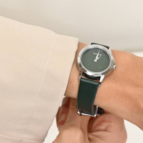 ساعة نسائية من الجلد بلون اخضر