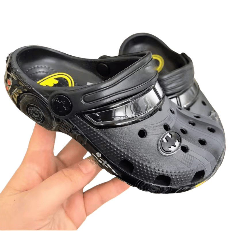 BATMAN CROCS