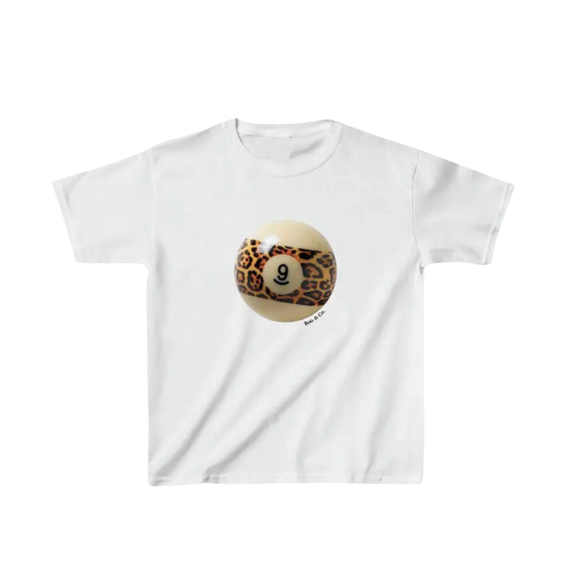 T -shirt is printed with tiger