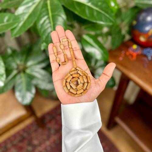 مسباح خشب الكوك صنوبري