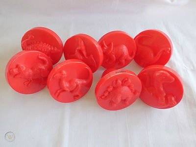 3-D Dough Stampers - Set of 8 Sea Life Creatures for Dough Play