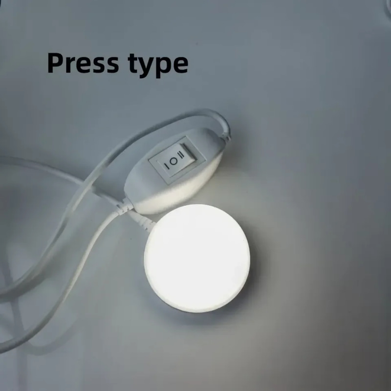 ضوء مغناطيسي للسياره والرحلات سهل الاستخدام ضد الماء  3 وات USB/DC5V سطوعان متغيران 2800K-3000K ضوء دافئ