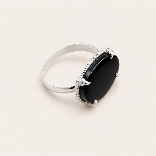 Royal Claw Ring – Black Stone – 925 Sterling Silver