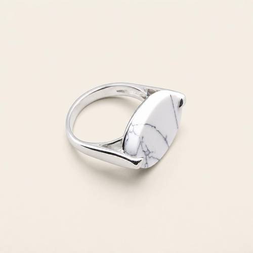 Shamekh Royal Ring – 925 Sterling Silver with White Howlite