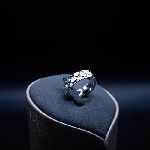 دبلة فضة عيار 925