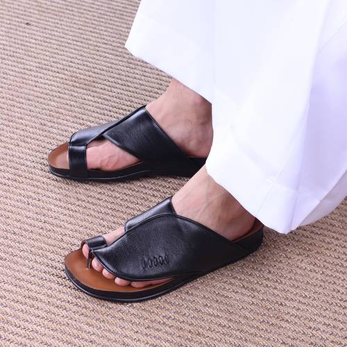 حذاء طبي أسود أنيق
