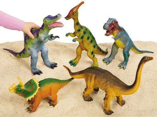 GIANT DINOSAURS