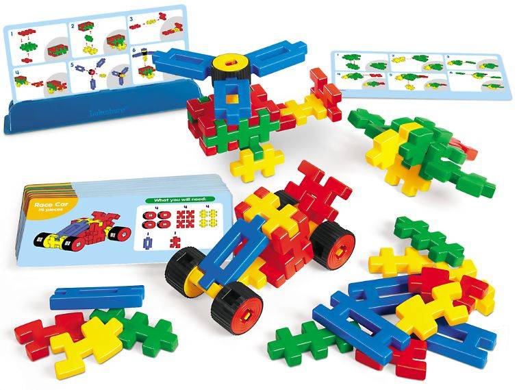 FOLLOWING DIRECTIONS BUILDING - Level 3 53 pieces & 24 cards