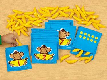 COUNT & LEARN NUMBER BAGS